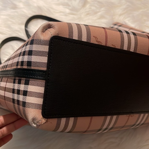 Authentic Burberry Reversible Tote - Picture 11 of 14